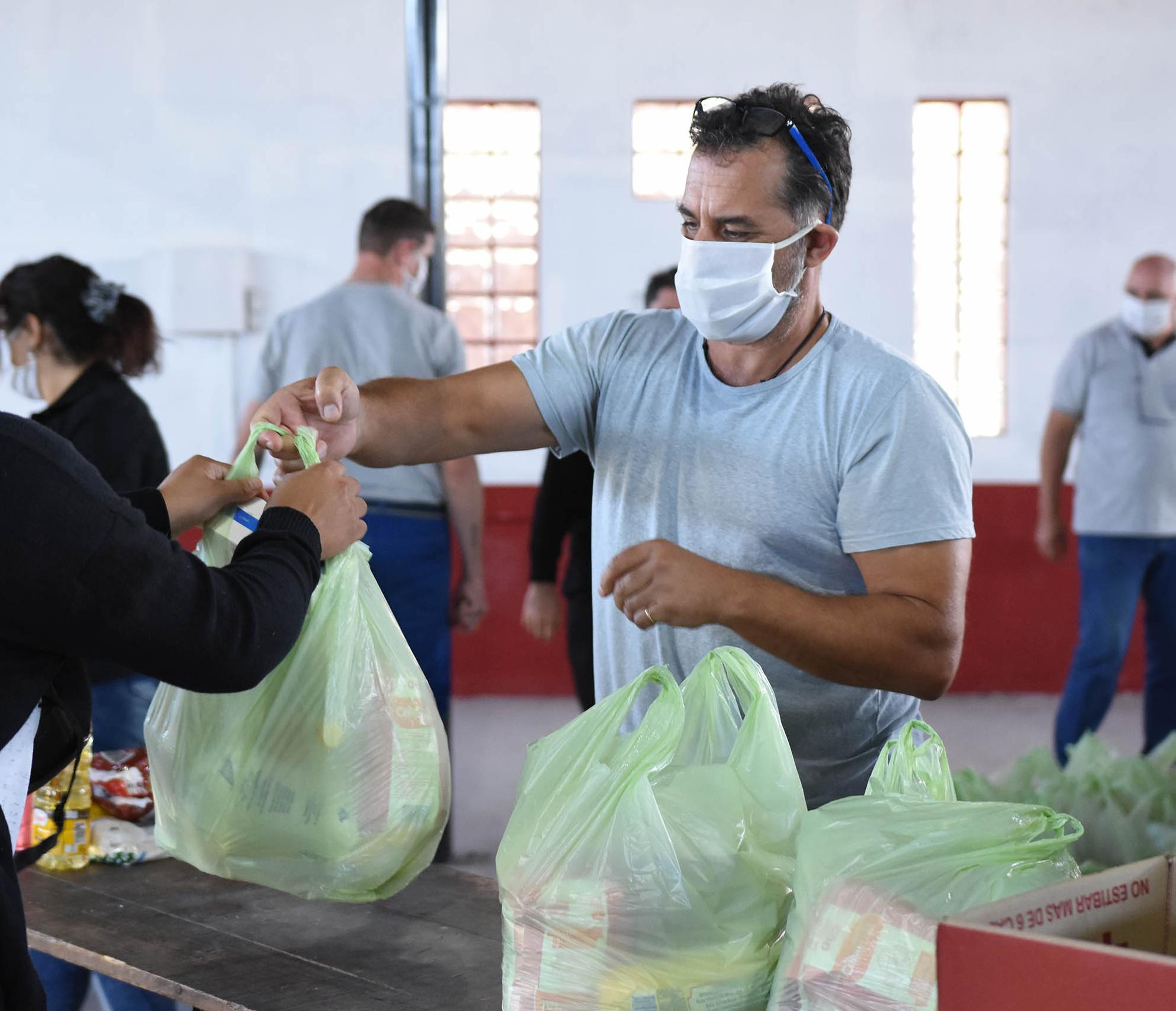 Se Entregaron Los Bolsones De Asistencia Alimentaria 2742