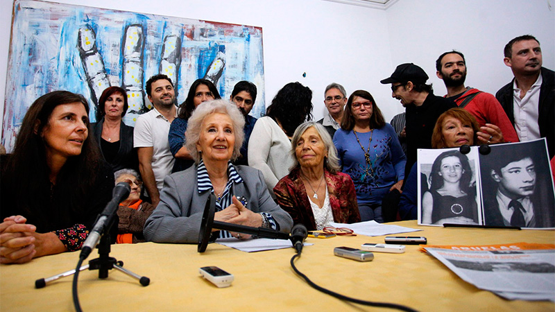 abuelas-plaza-de-mayo