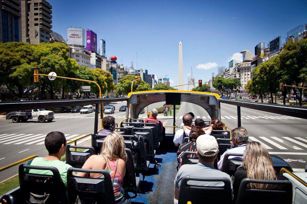 bus-turictico-ciudad-de-buenos-aires-ph-buejpg (1)