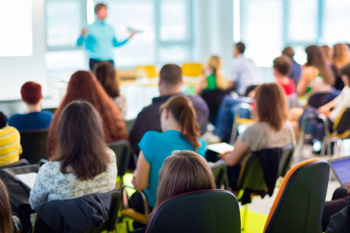 alumnos-clases-becas