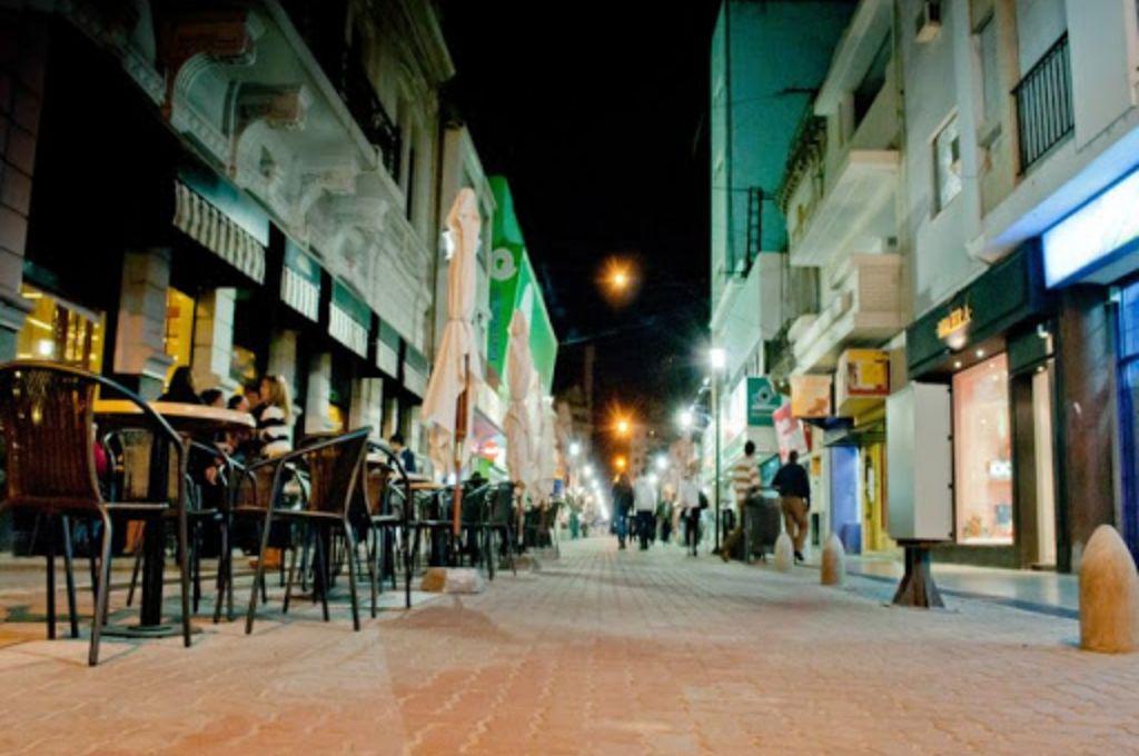 Peatonal-bares