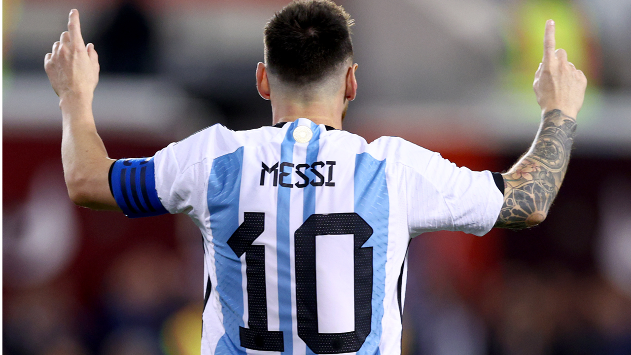 leo-messi-argentina_5gje52x2i5m017w3dq2ne8epd