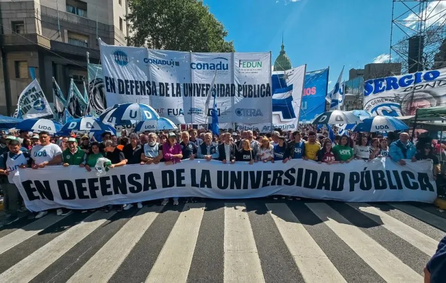 102121_paro-docentes2