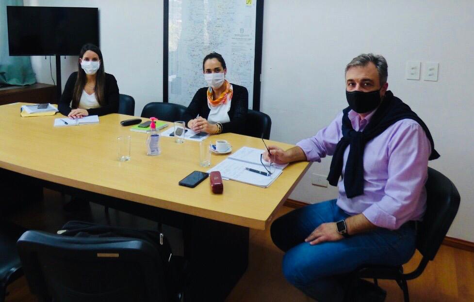 Intendente y Ministra de Ambiebte