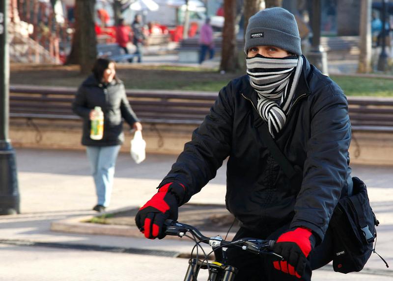 gente con frio