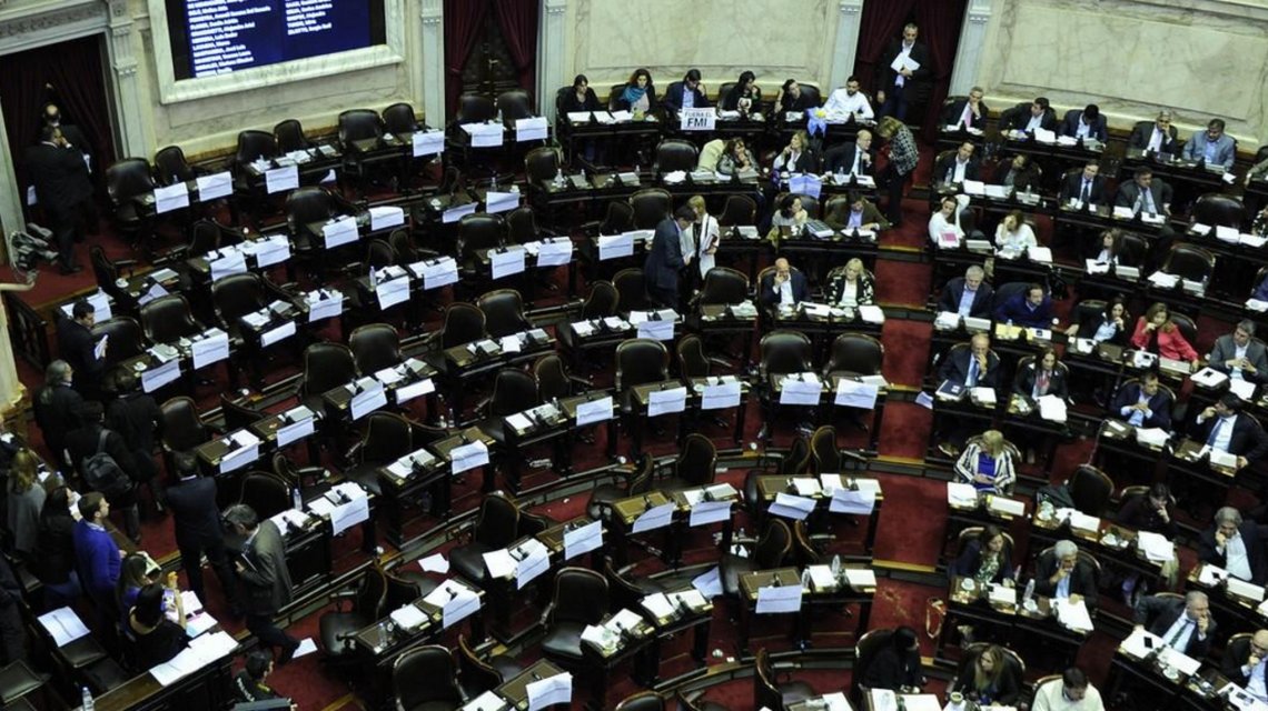 DIPUTADOS