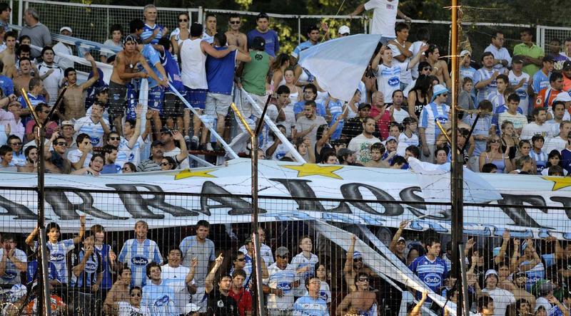 hinchada visitantes