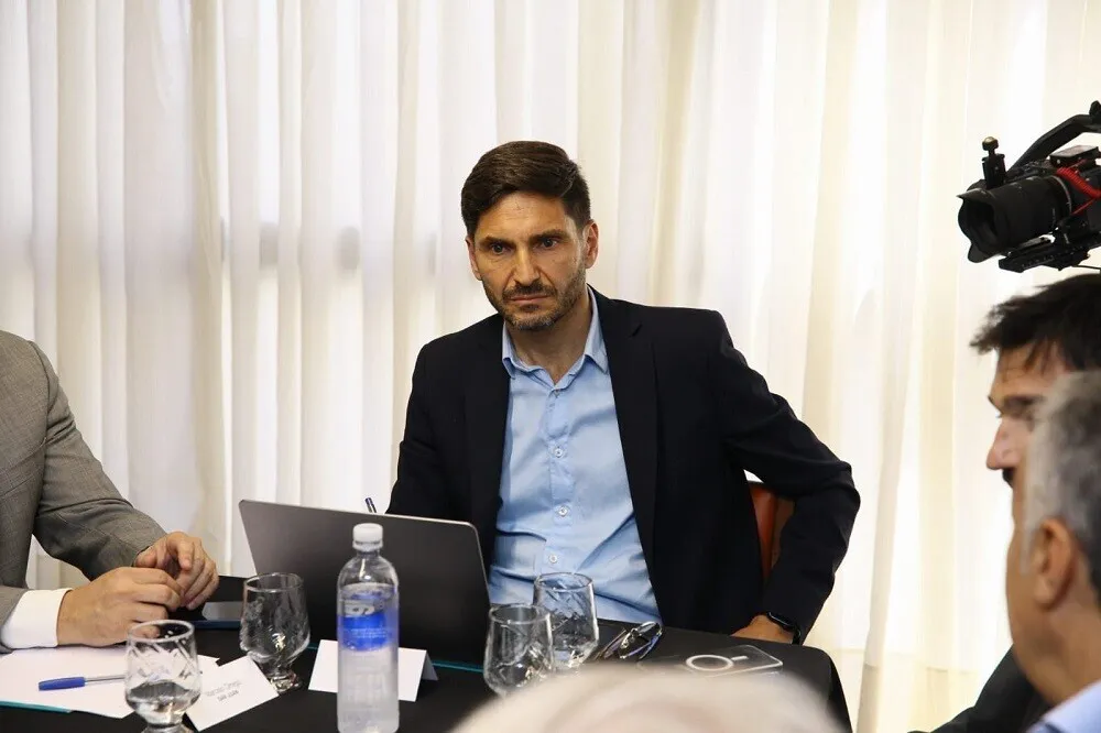 Maxi-Pullaro-2