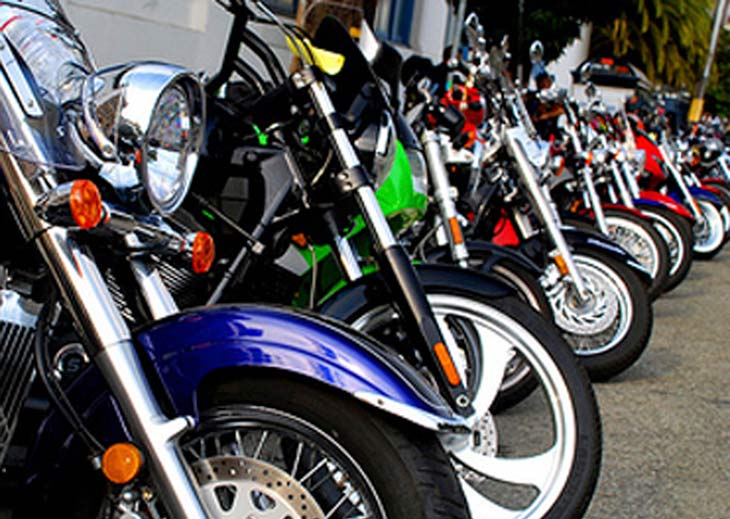 Motos