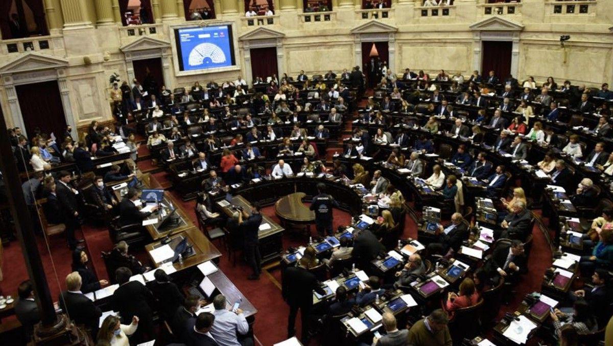 DIPUTADOS